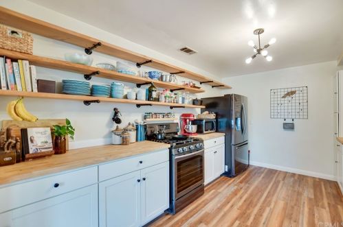 4610 Emerson St, Riverside CA  92506-2008 exterior