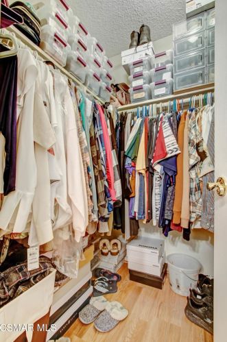 2548 Hawk St, Simi Valley CA 93065-2365 exterior