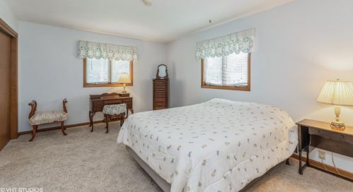 523 Lynn Ave, Sycamore IL  60178-3007 exterior