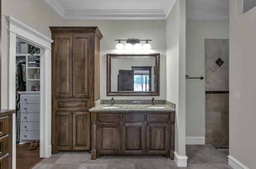 1612 Sweet Gum St, Conroe TX  77385-9530 exterior