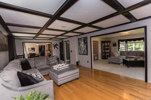 16 Stearns St, Killingly CT  06239-2922 exterior