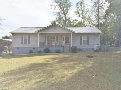 176 Laurel Bluff Rd, Matrimony, NC 27048-7563