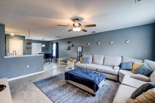 11812 Lima Dr, Webberville, TX 78653-4650
