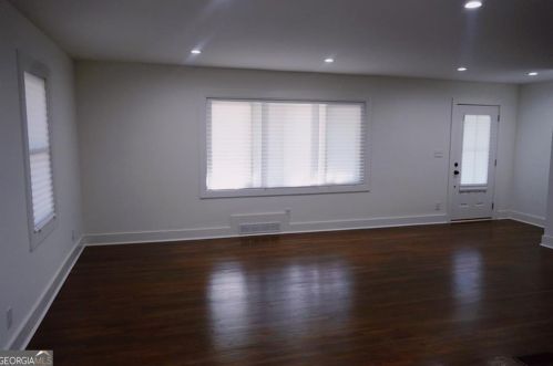 2597 Connally Dr, Atlanta GA  30344-1021 exterior