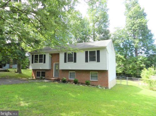 7100 Plantation Forest Dr, Spotsylvania VA  22553-7769 exterior