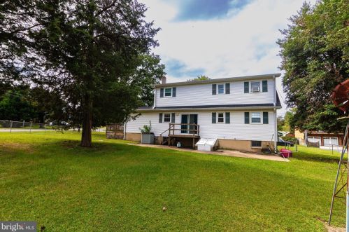 816 Barrett Ave, Arnold MD  21012-1416 exterior