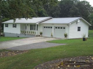 181 Thompson Springs Rd, Cleveland, TN 37323-8231