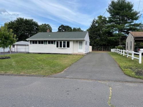 187 Butler Ave, Southington, CT 06489-1208
