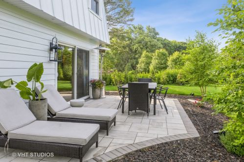 24459 Davids Ct, Naperville IL  60564-8055 exterior