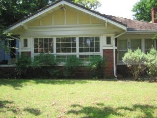 2205 Park Place Ave, Fort Worth TX  76110-1235 exterior