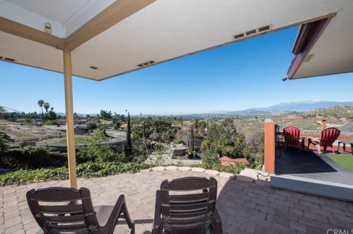 20283 Westpoint Dr, Riverside, CA 92507-6663