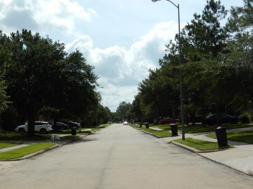 3526 Glenhill Dr, Pearland, TX 77584-8707