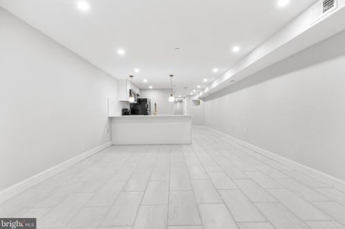 5706 Chestnut St, Philadelphia, PA 19139-3234