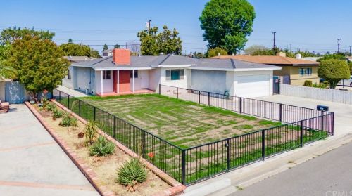 2863 Bridgeport Ave, Anaheim CA  92804-2047 exterior