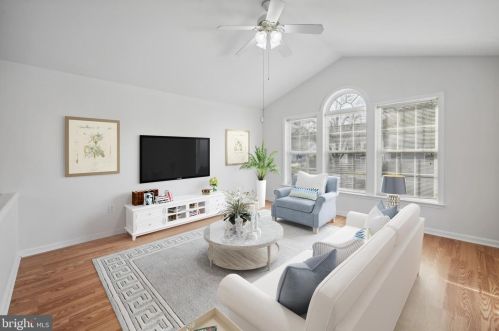 54 Traditions Way, Trenton, NJ 08648-1590