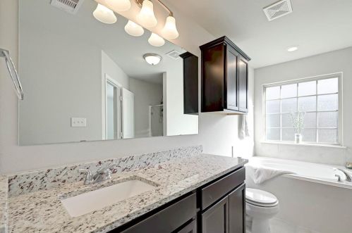 1042 Pleasant Bnd, Conroe TX  77301-1898 exterior