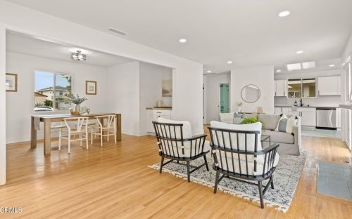 122 I St, Oxnard, CA 93030-5228