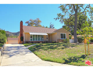 1822 Canada Blvd, Glendale, CA 91208-2610