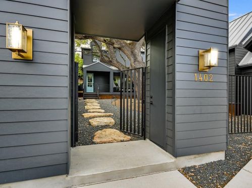1402 Drake Ave, Austin TX  78704-2439 exterior