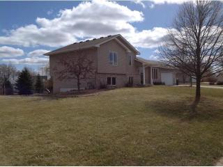 617 Griffin Cir, Carver, MN 55315-9309