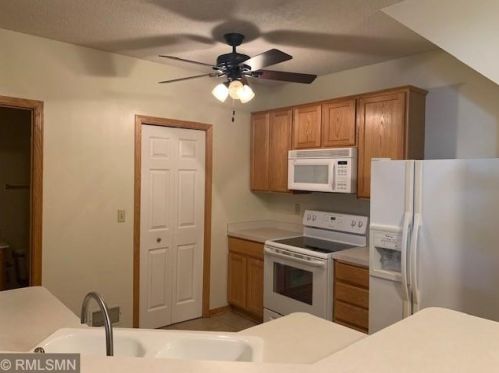 1897 Bluestem Ln, Saint Paul MN  55126-5018 exterior