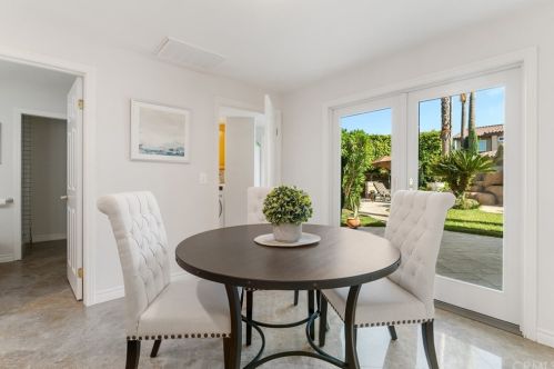 289 Owens Dr, Anaheim CA  92808-1327 exterior