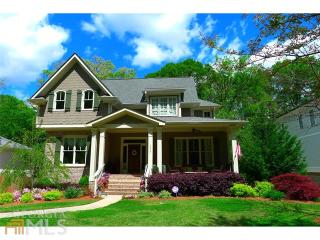 1356 Chalmette Dr, Atlanta GA  30306-2575 exterior