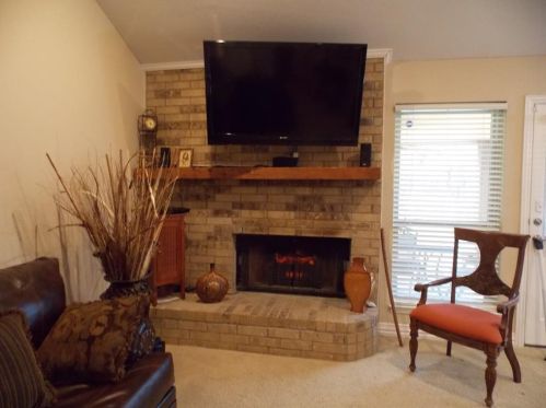 7809 Kramer Ct, Fort Worth TX  76112-4518 exterior