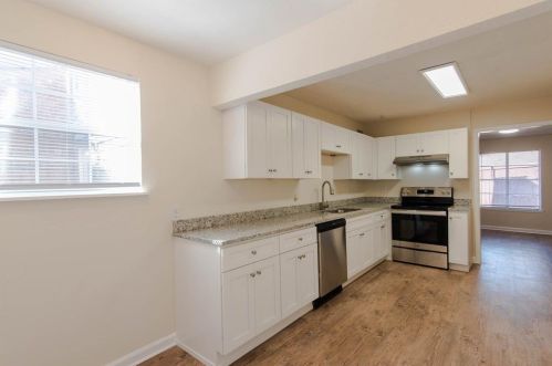 2006 Woodnote Ln, Garland TX 75040-5951 exterior