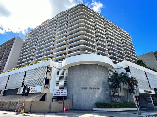 1860 Ala Moana Blvd, Honolulu HI  96815-1602 exterior