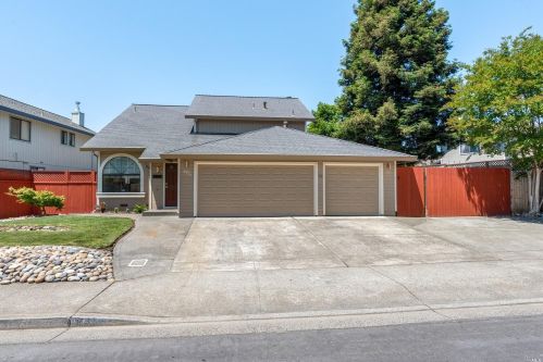 9495 Jessica Dr, Windsor, CA 95492-8866
