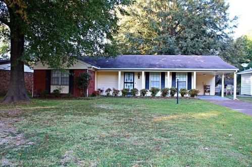 1398 Bennington Dr, Southaven, MS 38671-2221