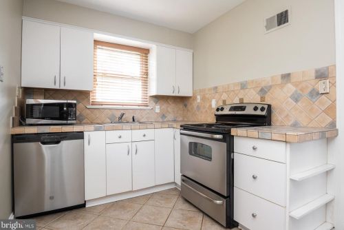 9503 Saybrook Ave, Silver Spring MD  20901-3034 exterior