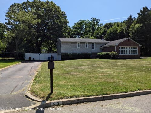 53 Knollwood Dr, Tinton Falls NJ  07724-2740 exterior