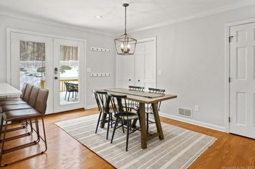 54 Misty Ln, Upper Stepney CT  06468-3215 exterior