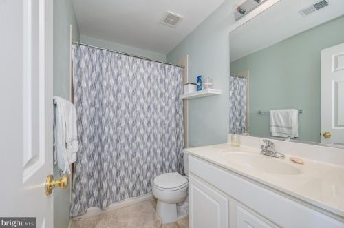 200 Colston Rd, Charles Town WV  25414-5493 exterior