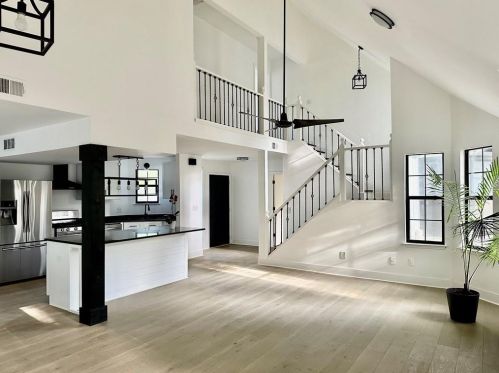 1073 To Lani Farm Rd, Stone Mountain, GA 30083-5363