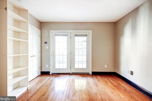 423 16 St, Philadelphia PA  19146-1657 exterior
