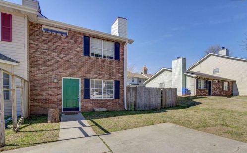 1740 Ridge Ct, Conyers, GA 30013-1726
