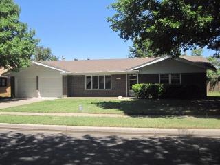 3824 52nd St, Lubbock, TX 79413-3818