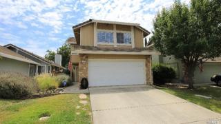142 Dream St, Vacaville, CA 95687-6763