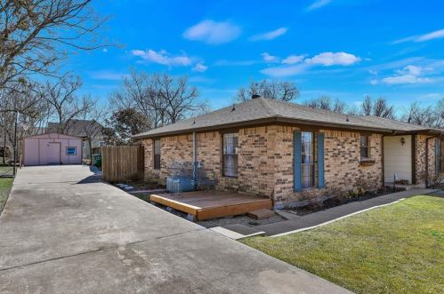 315 Bean St, Dorchester, TX 75459-4666