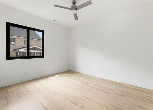 2374 Logan Cir, Atlanta GA  30318-2855 exterior