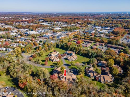 19 Provident Ct, Tinton Falls NJ  07712-7265 exterior