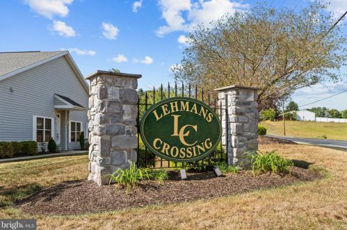 145 Lehman Dr, Carlisle, PA 17013-8564