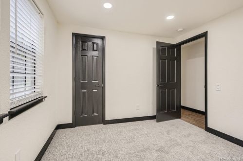 8526 Mineral Cir, Englewood CO 80112-2748 exterior