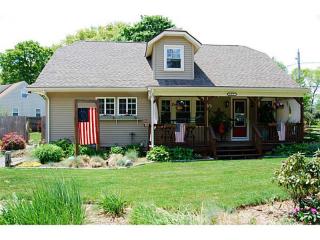 117 Sand Pond Rd, Warwick, RI 02888-3941