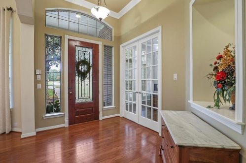 122 Carruth Ln, Lewisville, TX 75077-7335