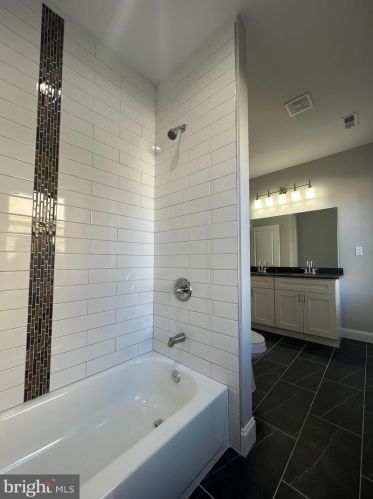 6805 11 St, Philadelphia PA 19147-1244 exterior