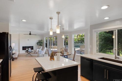 3518 Calle Gavanzo, Carlsbad, CA 92009-8636